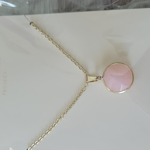Rose Serenty Necklace - Picture 2 of 4